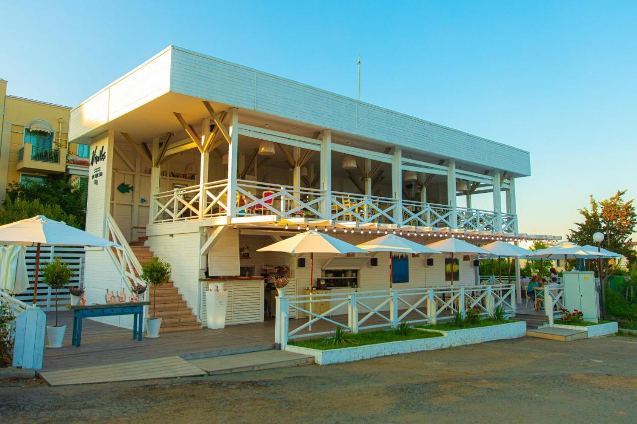 Flores Garden Sea View Apartment With Balcony チェルノモレツ エクステリア 写真